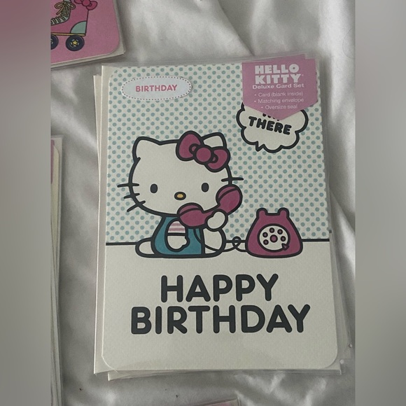 HELLO KITTY GREETING CARDS - Picture 6 of 8